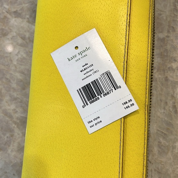 Kate Spade Wallet - Picture 7 of 7